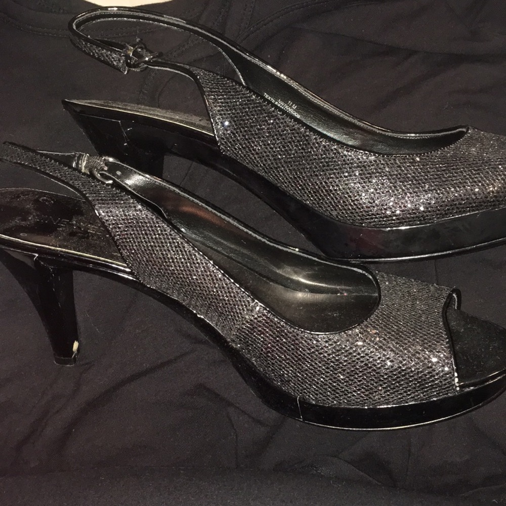 NINE WEST open toe heels